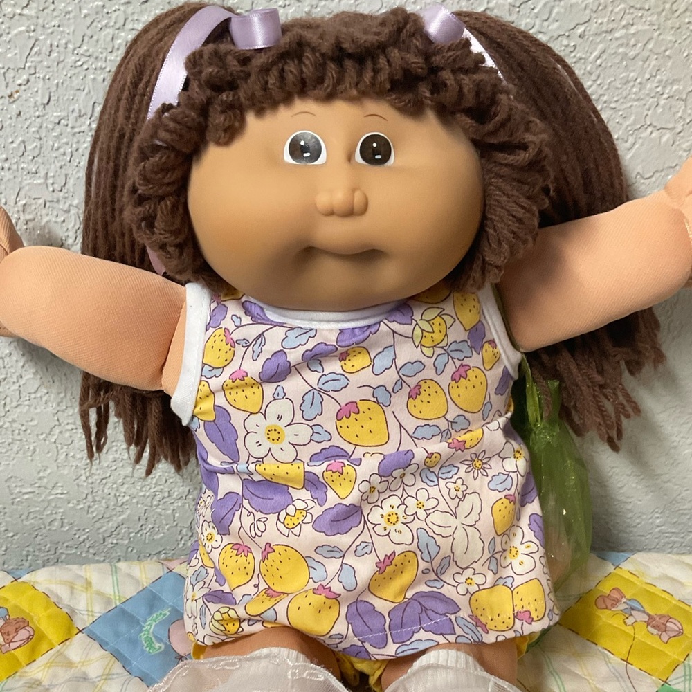 VTG Cabbage Patch Kid Girl Second Edition Hong Kong Brown Hair Head Mold #1